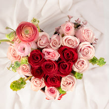 Load image into Gallery viewer, Corazón de mamá
